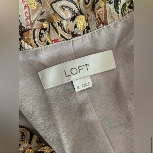 Paisley shimmer V-neck midi dress in gold and neutrals Loft - Picture 8 of 9